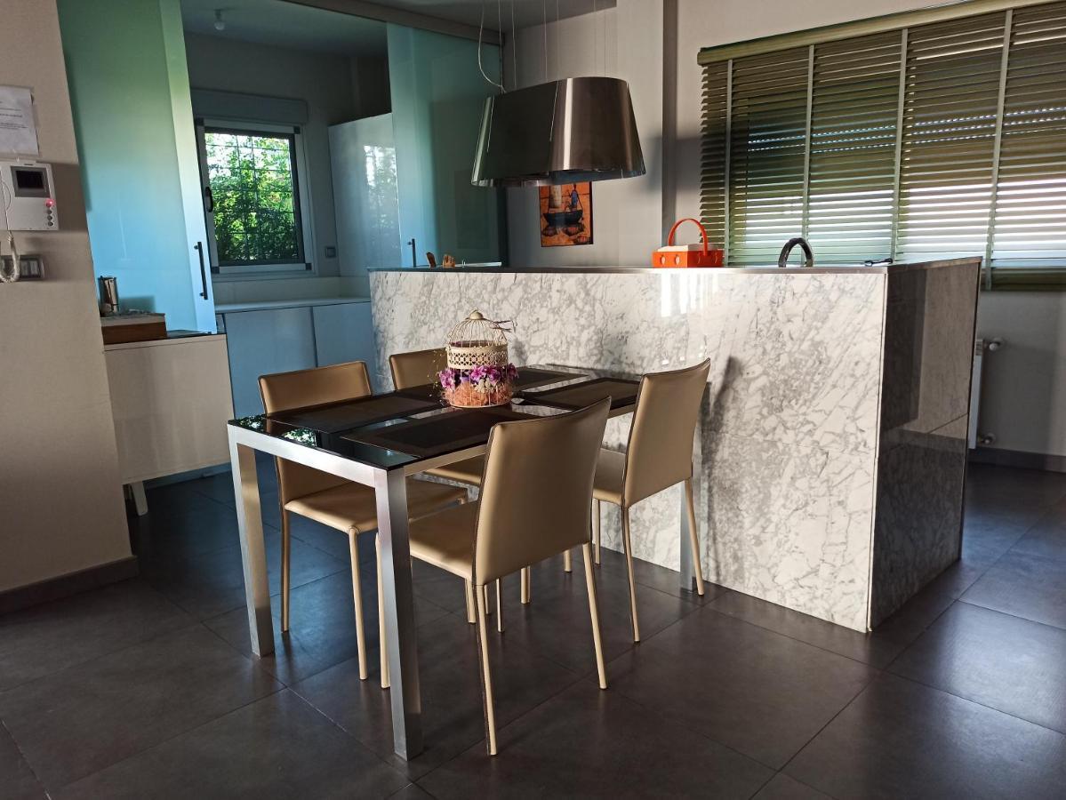Casa Del Pueblo Villa Montichelvo Luaran gambar